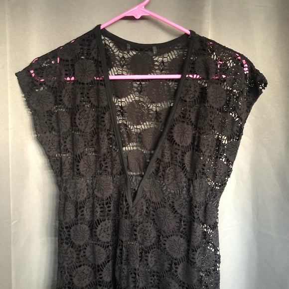 Black Lace Cover Up - Picture 2 of 4